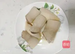 Illustration of how to make hand-shredded king oyster mushrooms (Sichuan and Chongqing flavor) 3