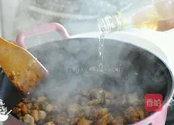 Illustration of how to make braised pork rice 7