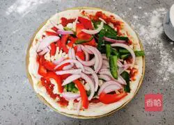 Shrimp and mushroom pizza Practice illustration 7