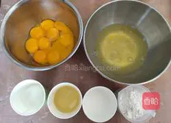 Illustration of how to make meat floss bread 1