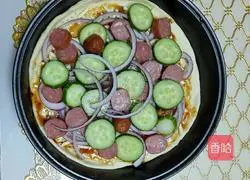 Illustration of how to make ham pizza (including crust) 10