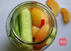 Illustration of how to make fruit pickles 2
