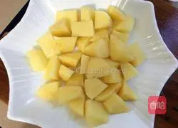 Illustration of home-style steamed pork with rice flour 6