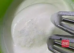 Illustration of home version of rice cooker yogurt cake 7