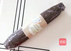 Illustration of making lotus root bone soup in earthen pot 2