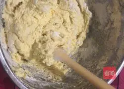 Passion Fruit Pound Cake Recipe Illustration 3