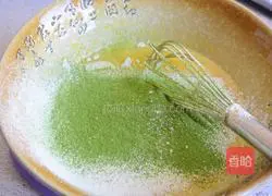 Matcha Cake Roll (New Year Dessert) Recipe Illustration 3