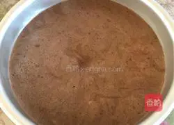 Strawberry Cocoa Naked Cake Recipe Illustration 9