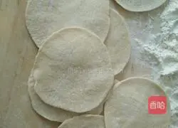 Illustration of how to make fried leek and tofu buns 10