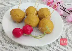 Illustration of how to make curry fish balls 8