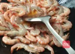 Illustration of how to make fried shrimps 2