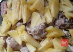 Pineapple Braised Chicken Recipe Illustration 5