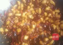 Illustration of home-style spicy chicken diced 5