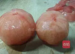 Illustration of how to make braised noodles with Western red eggs and eggs 4