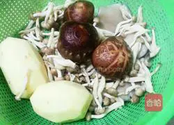 Three silk spring rolls recipe 2