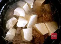 Illustration of how to make pork belly and kimchi soup 5