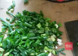 Illustration of how to stir-fry fish in Shaanxi pulp 1