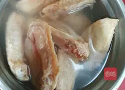 Illustration of how to make garlic fried chicken wings 1