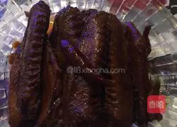 Illustration of how to make beer sauce duck 5