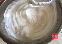 Illustration of how to make cake pieces 6