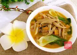 Illustration of making noodles 14