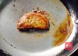 Illustration of French red wine foie gras with mango port raisins 10