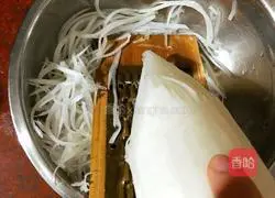 Illustration of Hakka steamed radish balls 4