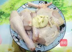 Illustration of how to make braised chicken nuggets 3