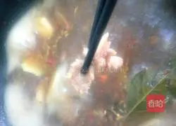 Illustration of how to make beef vermicelli soup 9