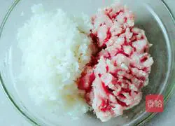 Illustration of how to make pearl dumplings 1