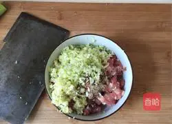 Illustration of how to make homemade pot helmets 6