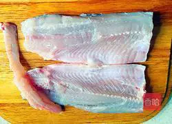 Illustration of how to make spicy fish with spicy sauce 2