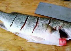 Lemon Sea Bass (Thai Steamed) Recipe Illustration 2