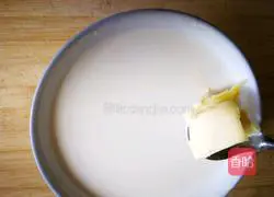 Illustration of how to make roasted milk cubes 4