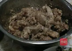 Wuhan steamed pork powder Practice illustration 3