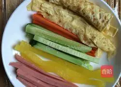 Illustration of how to make tuna sushi 4