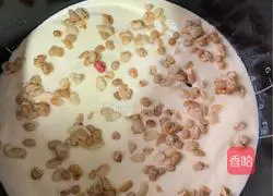 Illustration of home version of rice cooker yogurt cake 15