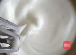 Matcha Honey Bean Cake Roll Recipe Illustration 9