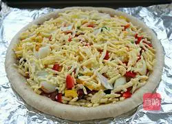 Vegetable Bacon Pizza (Nine Inch) Recipe Illustration 15