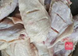 Illustration of braised chicken wings 2