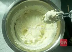 Illustration of how to make Doraemon birthday cake 4