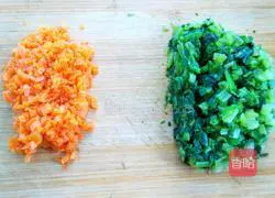 Illustration of how to make pan-fried chicken patties 11