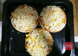 Illustration of Homemade Pizza 7