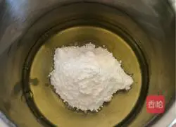 Strawberry Cocoa Naked Cake Recipe Illustration 6