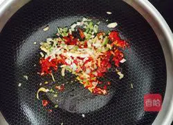 Illustration of how to make minced pepper, vermicelli and cabbage 4