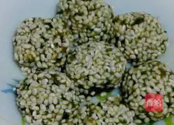 Shepherd's Purse Pearl Meatballs.Recipe 9