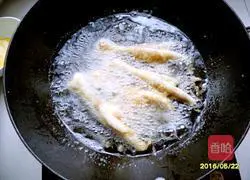 Illustration of braised chicken feet 4