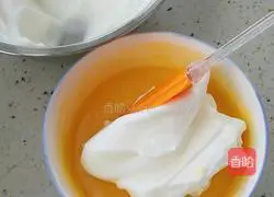 Gold Pillow Cake Recipe Illustration 16