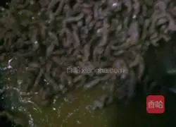 Illustration of how to stir-fry thousands of shredded pork with pepper 3