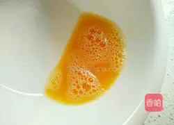 Illustration of how to make fried steamed buns with beans and ham 5